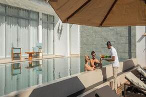Beacon By The Bay Villas & Suites By The Clarks