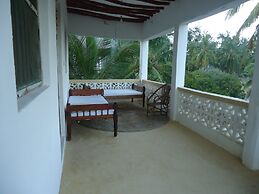 Dudu Villas N Backpackers