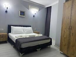 Grand Niki Hotel & Spa