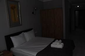 Grand Niki Hotel & Spa