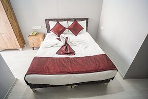 Grand Niki Hotel & Spa