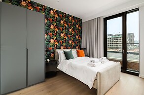 Immaculate New Studio Apartment in Canary Wharf