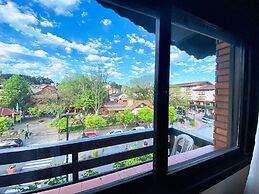 Vista ESPETACULAR ao lado da RUA COBERTA