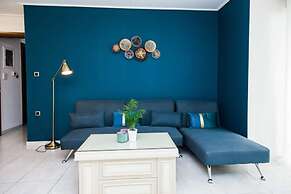 Elegant & Spacious  Apt. with Sea View