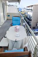 Elegant & Spacious  Apt. with Sea View