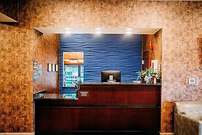 Cobblestone Hotel & Suites - International Falls