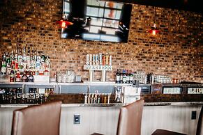 Cobblestone Hotel & Suites - International Falls