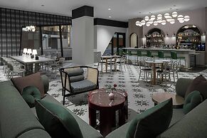 The Dorian, Autograph Collection