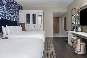 The Dorian, Autograph Collection