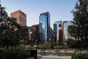 The Dorian, Autograph Collection