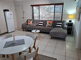 Cranbourne Court Beach Side Apartments