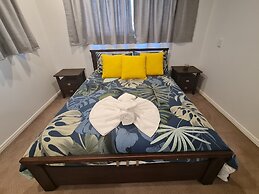 Cranbourne Court Beach Side Apartments