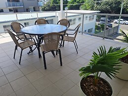 Cranbourne Court Beach Side Apartments