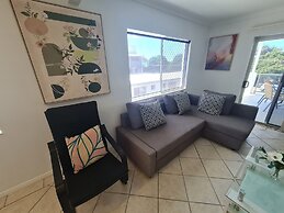 Cranbourne Court Beach Side Apartments