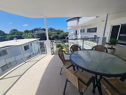 Cranbourne Court Beach Side Apartments