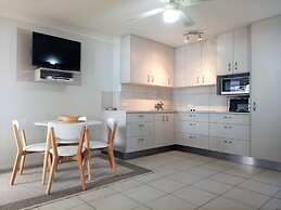 Cranbourne Court Beach Side Apartments