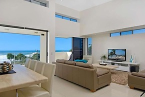 Beaches on Maroochy