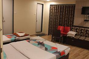 Hotel Mukesh residency