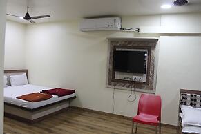 Hotel Mukesh residency