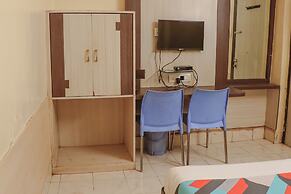 Hotel Mukesh residency