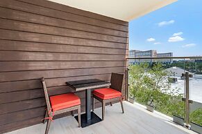 Cambria Hotel Orlando Universal Blvd