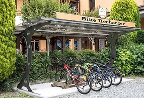 Bike Hotel Touring Gardone Riviera & Wellness