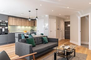 Celador Apartments - Bond House