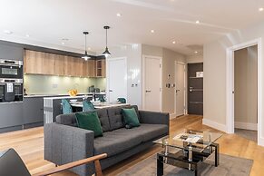 Celador Apartments - Bond House