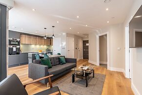 Celador Apartments - Bond House