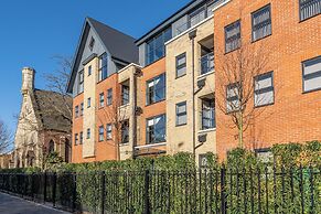 Celador Apartments - Bond House