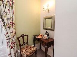 Number One The Crescent