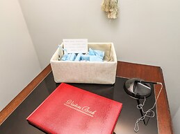 Number One The Crescent