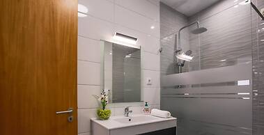 Silver Gate Home in Nossa Senhora do Pilar