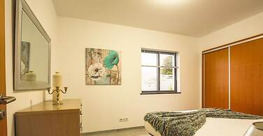 Silver Gate Home in Nossa Senhora do Pilar