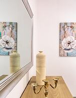 Silver Gate Home in Nossa Senhora do Pilar