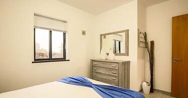 Silver Gate Home in Nossa Senhora do Pilar