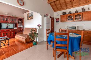 Casa do Tio Jos in Doze Ribeiras