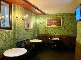 The Walled off Hotel Paris