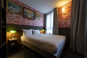 The Walled off Hotel Paris