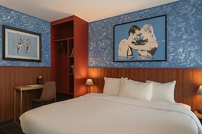 The Walled off Hotel Paris