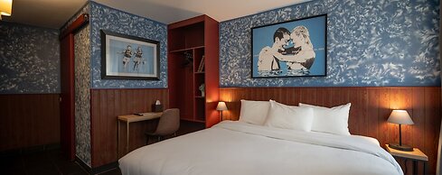 The Walled off Hotel Paris