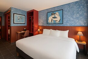 The Walled off Hotel Paris