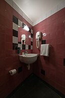 The Walled off Hotel Paris