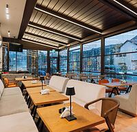 Suru Hotel & Restaurant