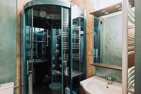 Suru Hotel & Restaurant