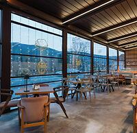 Suru Hotel & Restaurant