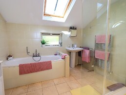 The Garden Suite at Fiddler Hall Barn