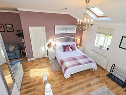 The Garden Suite at Fiddler Hall Barn