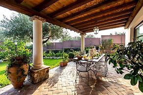 Giardini-naxos Beautiful Villa With Pool