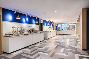 Holiday Inn Express Linzhi Airport by IHG